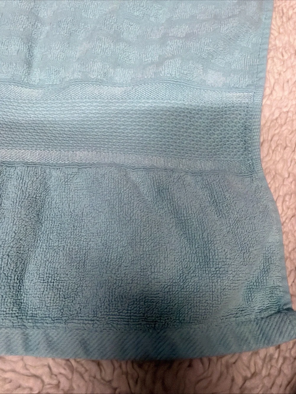SPA by Kassfina textured waffle puzzle pattern  Aqua 100% Cotton BTowel 26”x48”